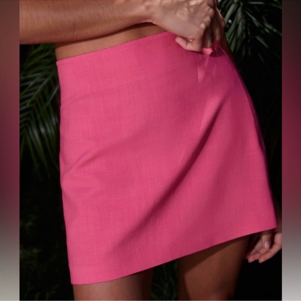 Brand new with tags! Zara Pink Mini Pencil Skirt, Size M